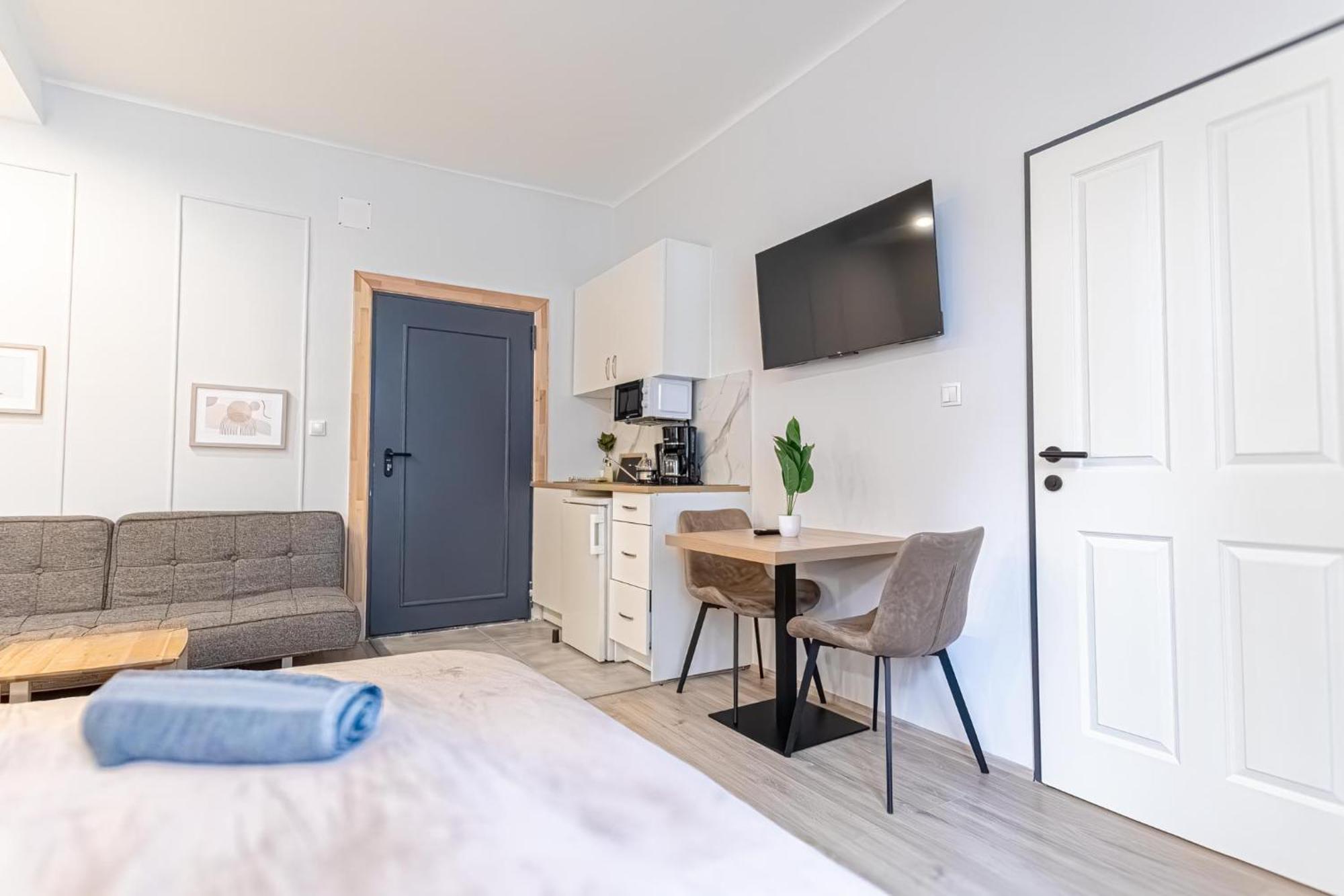 Multiple And At The Heart Of Apartment Wien