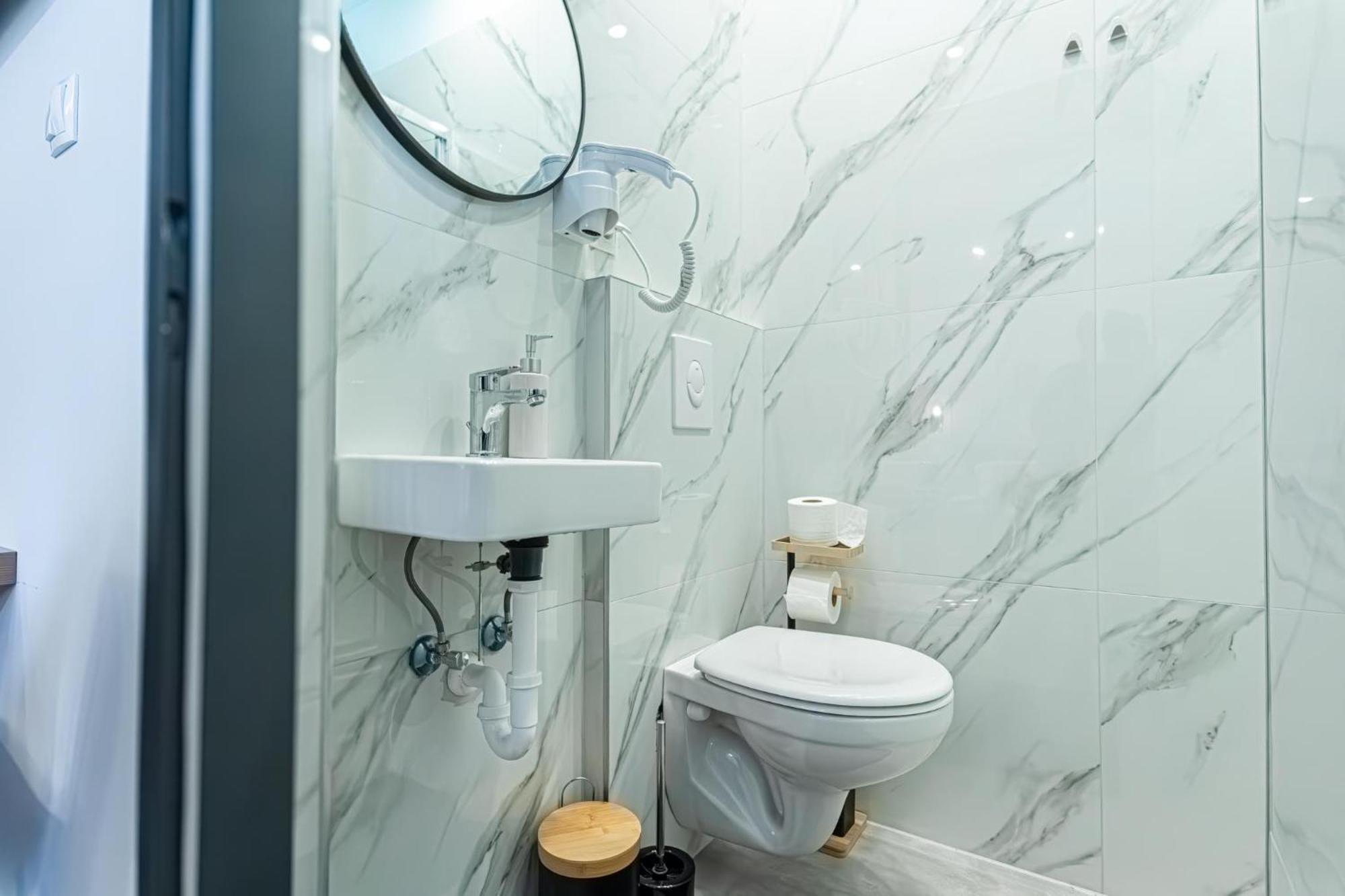 Apartment Multiple And At The Heart Of Wien