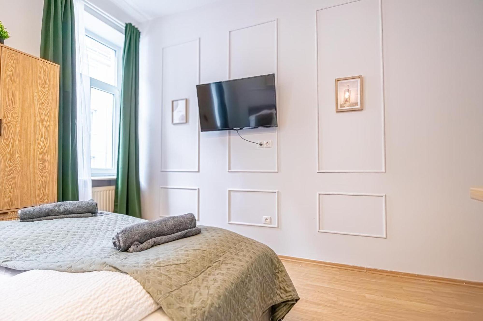 Apartment Multiple And At The Heart Of Wien