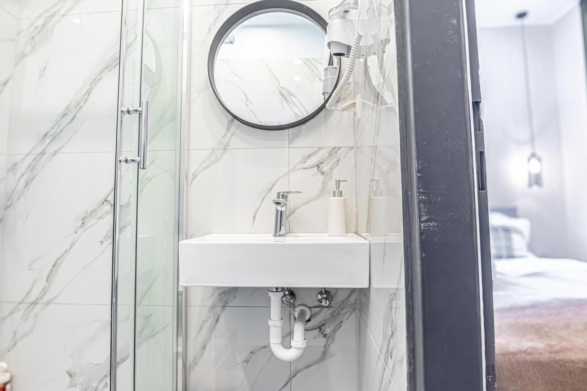 Apartment Multiple And At The Heart Of Wien