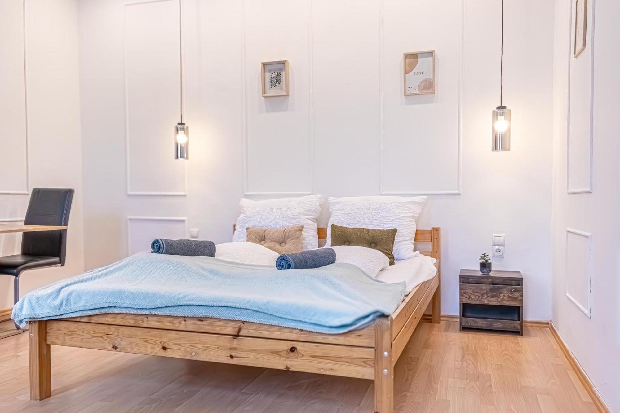 Multiple And At The Heart Of Apartment Wien